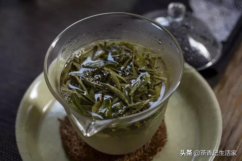 白茶好喝吗什么口感,是不是所有的白茶都是越放越好喝