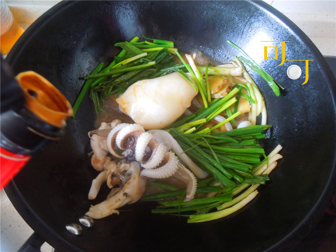 葱姜炒墨鱼片,葱姜炒墨鱼的做法大全