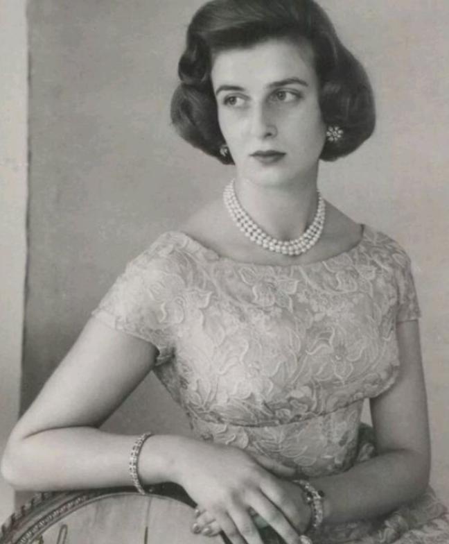 玛丽娜公主英国婚礼,英国王室玛丽娜