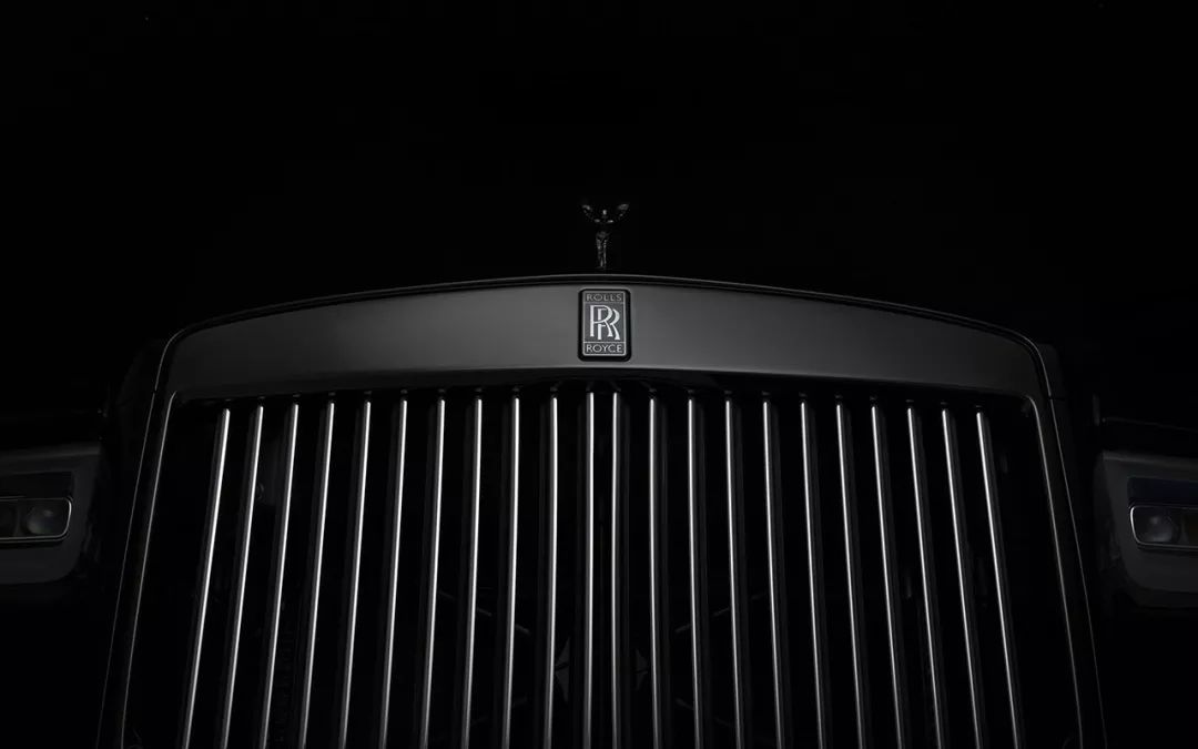 暗夜君王库里南,库里南blackbadge暗夜