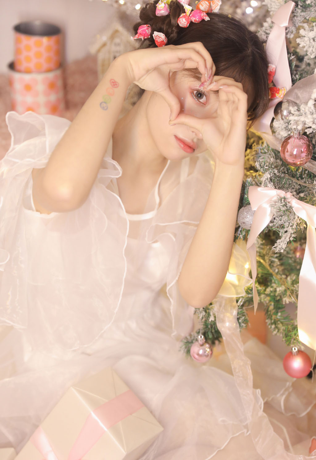 清纯甜美少女写真,清纯活泼少女清晨居家小清新写真