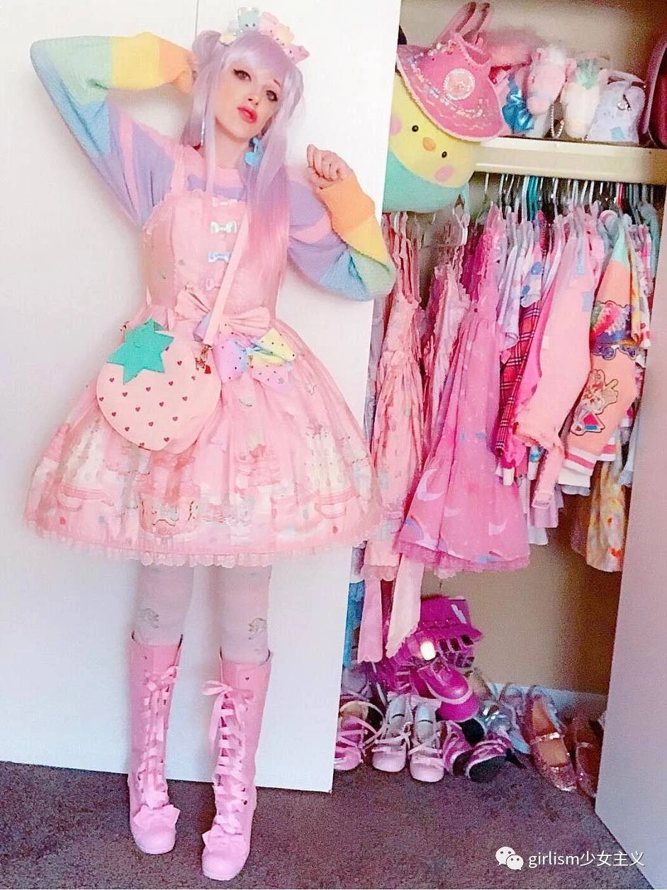 Lolita协会会长美沙子教你做“痛lo”？地球人混搭Lo装推荐