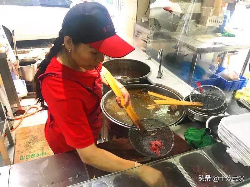 一间藏在巷子里有年代感的老店,8年老店老味道推荐