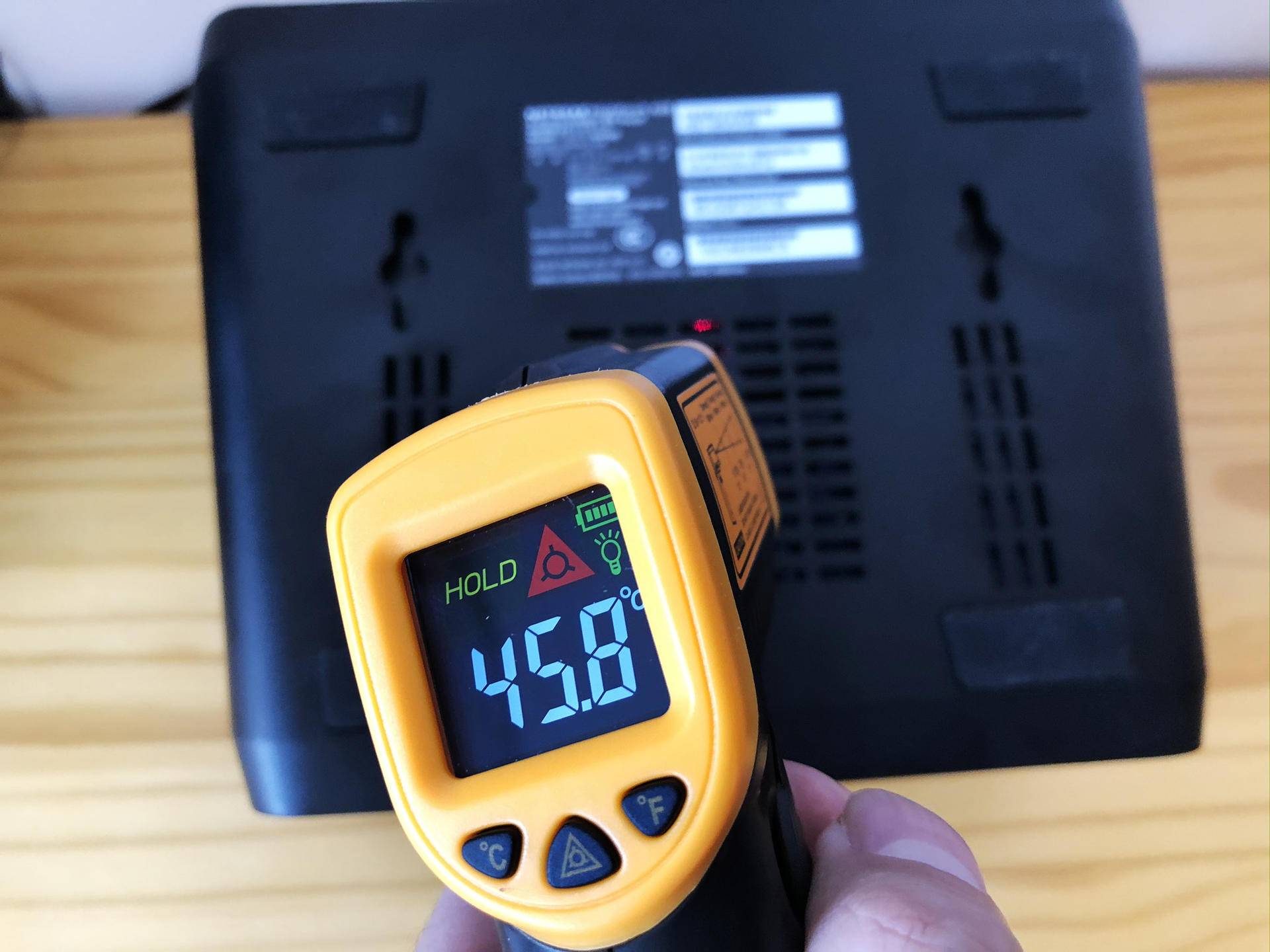 网件r6100路由器评测,网件r8000路由器评测