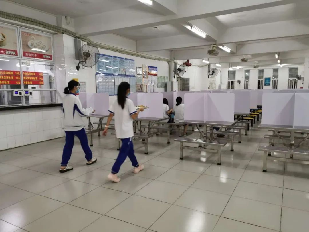 广州市白云中学口碑,广州白云中学2013