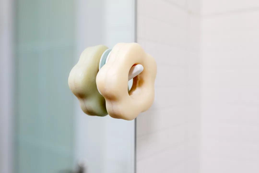 Dior、娇兰生产商做了一块洗头皂，100%天然原料，生发更护发