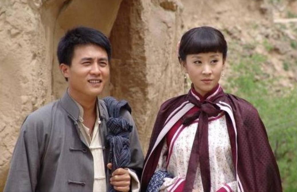 张馨月王灿对比照,王灿和张芷溪