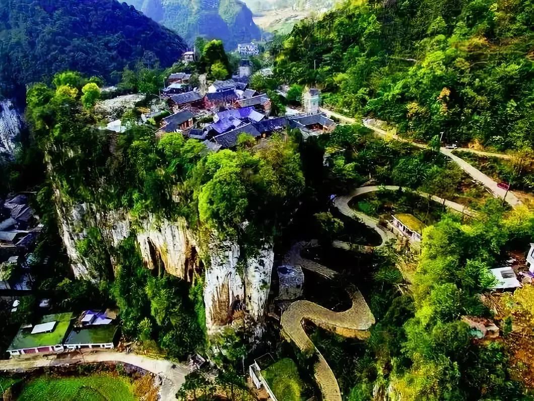 清明假期出游新热点贵州,清明贵州旅游自由行攻略