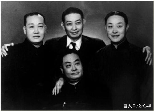 记住了,吹牛的时候用的到:“中国四大”