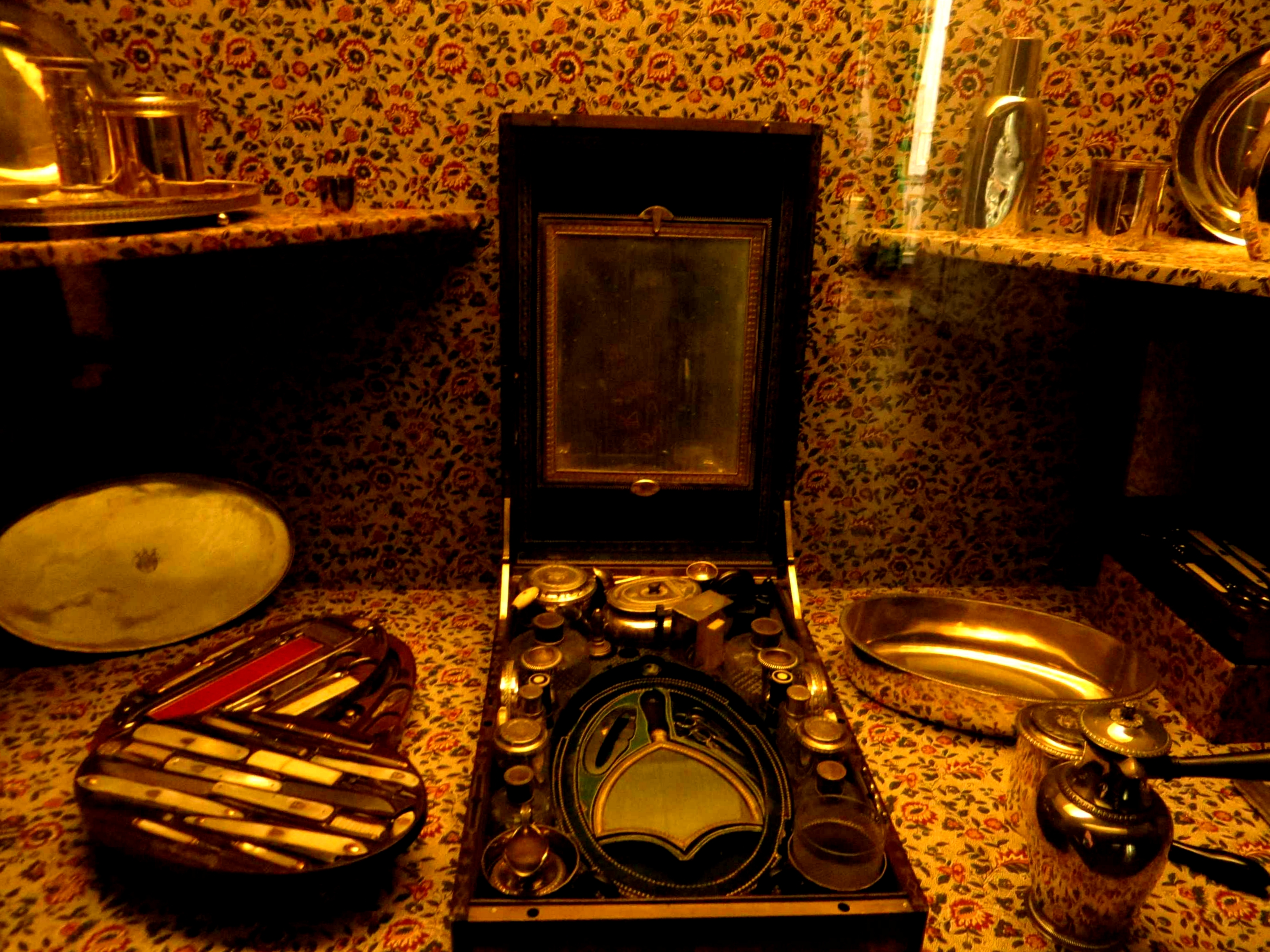 枫丹白露宫有没有拿破仑的帽子,法国枫丹白露拿破仑