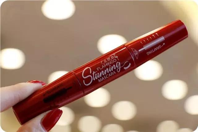 看起来丑但好用的平价化妆品,看起来很便宜但是很贵的化妆品