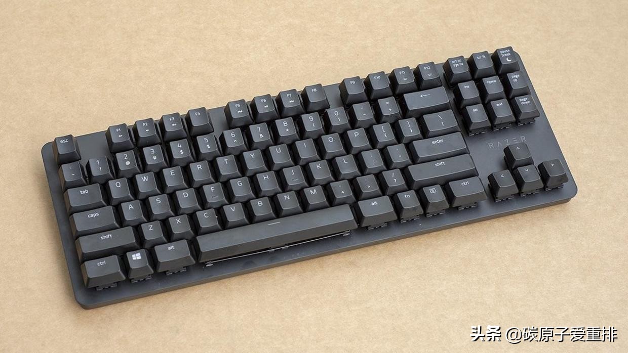 雷蛇黑寡妇蜘蛛标准版机械键盘,雷蛇黑寡妇蜘蛛键盘测评