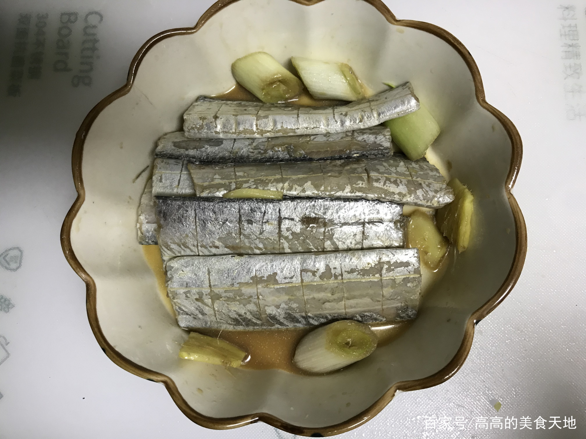 过年煎鱼要这样煎不沾锅不破皮,煎鱼不破皮不粘锅的方法