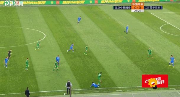 张玉宁晃晕潜力中卫,张玉宁射死角破门