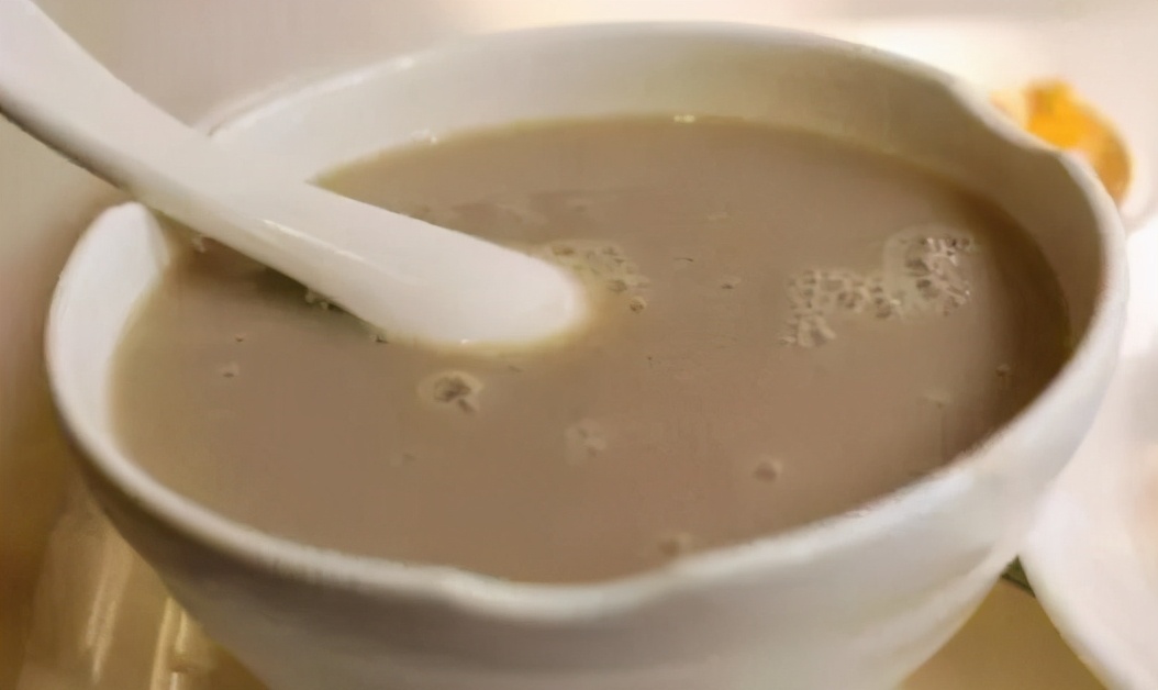 豆汁闻起来臭喝起来也臭,豆汁闻着馊喝着香