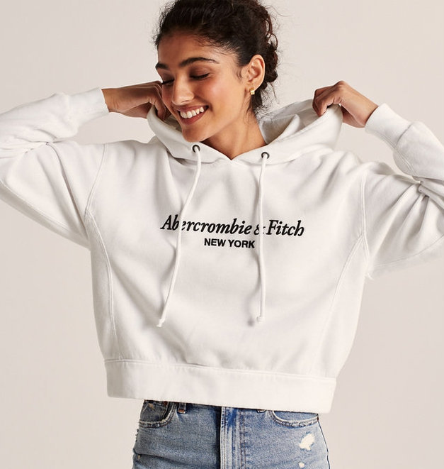 春夏都可以穿的卫衣推荐,品牌卫衣女款什么牌子质量好