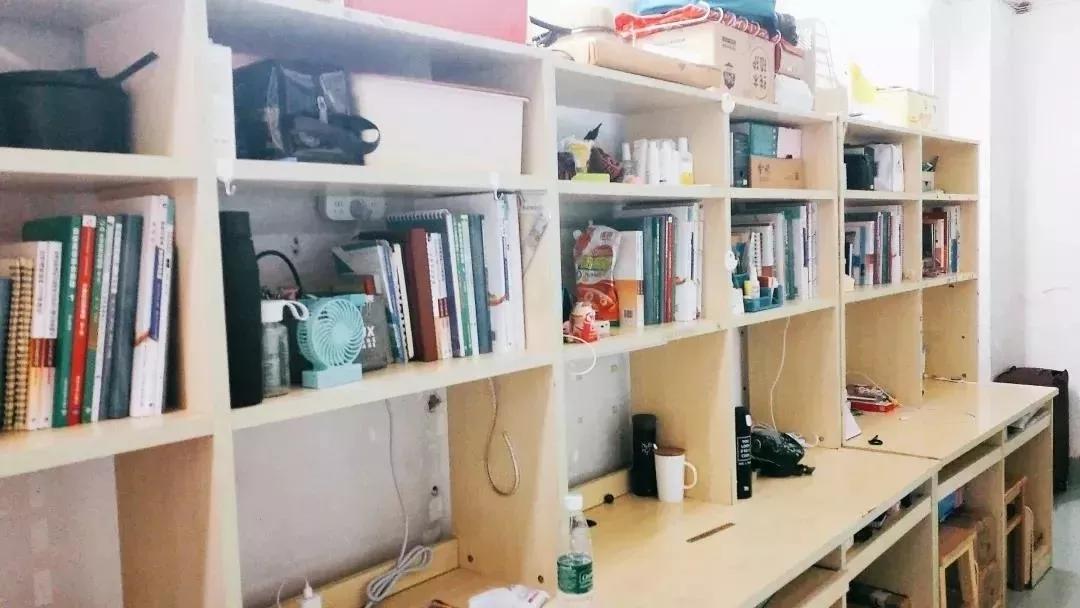 大学宿舍5人间哪个最好,《大学》宿舍对比