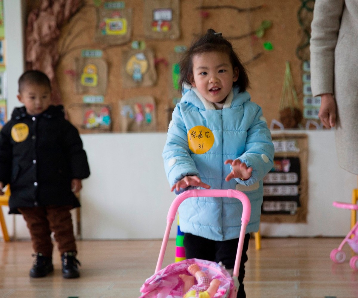 儿童衣服纯棉还是全棉,小孩子穿衣服为什么要穿全棉