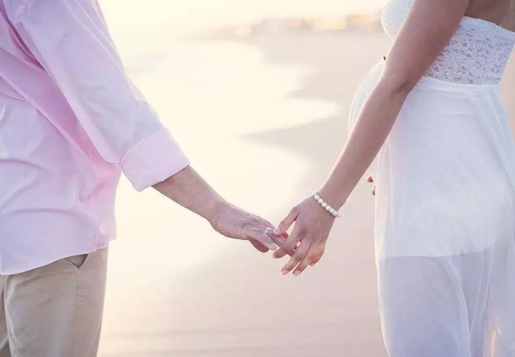 子宫切除手术后用妇科凝胶有用吗,女人妇科全部切除对身体有害吗