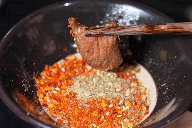 5.8折吃肉！这家神级烤肉店升级版来步行街了！老子...