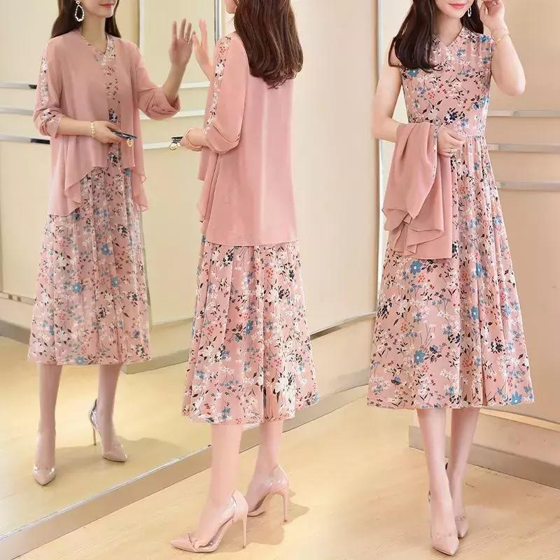 三伏穿的碎花连衣裙,现在的天气最适合穿这款连衣裙