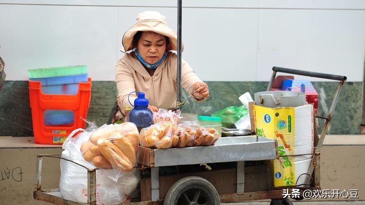 如何用微商思维赚1000万,摆地摊如何月入三万