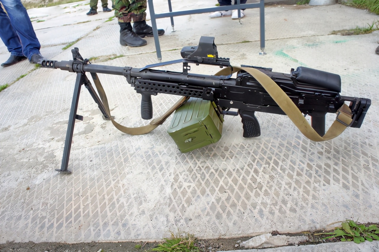 现代特种兵用的枪真枪,北极熊特战部队枪械