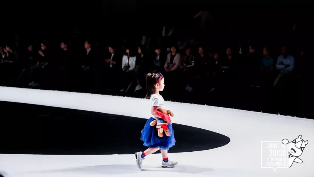 “新秀王”童装联合大秀首秀广东时装周，开启时尚创意产业“培训+”新模式
