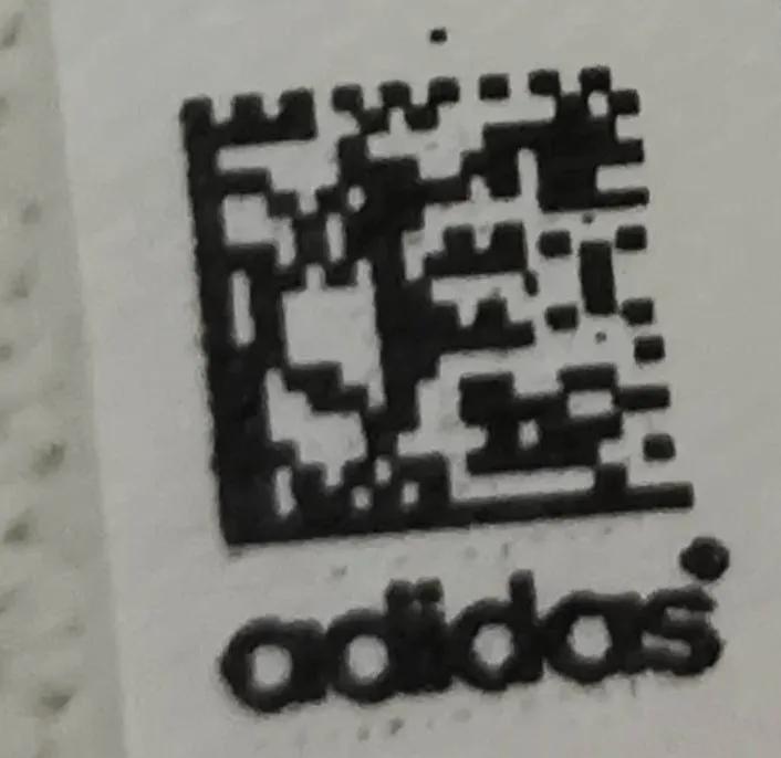 yeezy350黑白真假鉴定方法,yeezy350全白真假鉴定方法