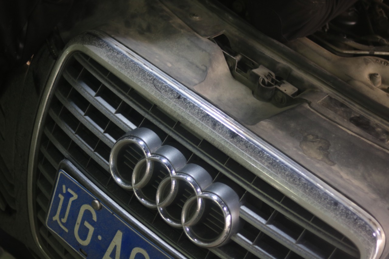 怪兽搞老车：翻新一辆残破生锈的柴油版奥迪A6，翻新后变新车