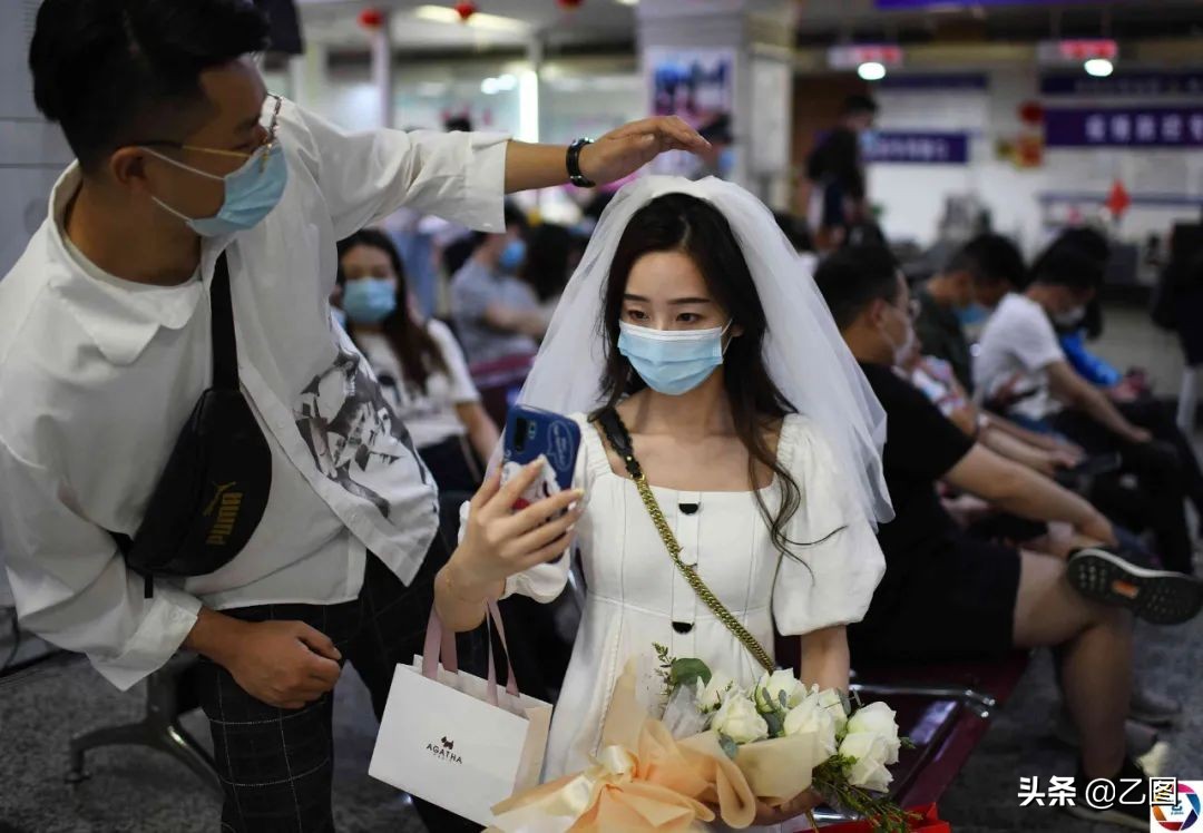 摄影师盘点2020年照片,摄影师们珍藏了50年的图