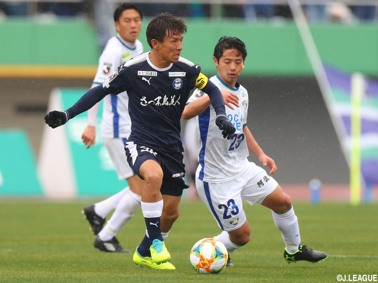 日乙首轮爆冷！门将愚蠢失误+半场狂进7球，鹿儿岛4-3掀翻德岛！