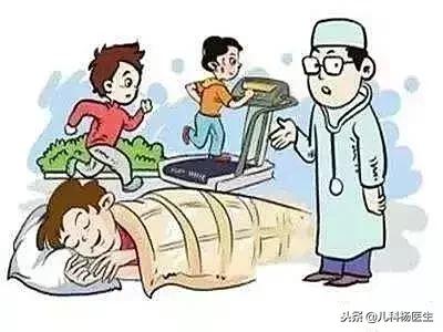 宝宝哭闹睾丸硬是怎么回事,宝宝莫名大哭怎么回事