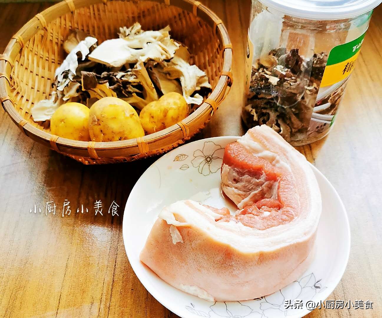 烧汤用什么菌菇好吃,炖菜放不放蚝油