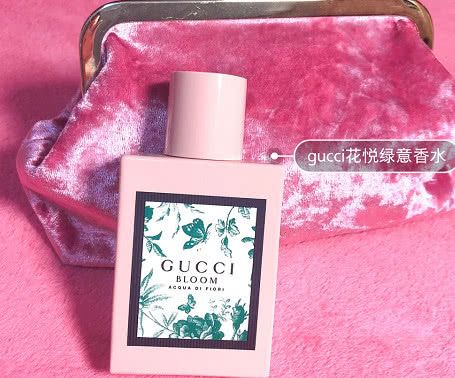 确认过眼神，是女神的香水！隔着屏幕都能闻到香味，像极了春天