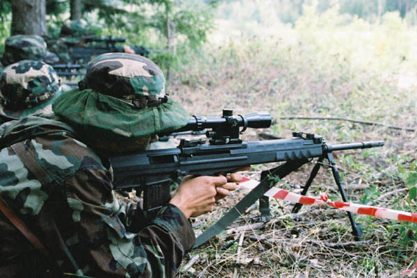 一直被误解的88式*击狙**步枪,现在还在使用,它性能到底如何?