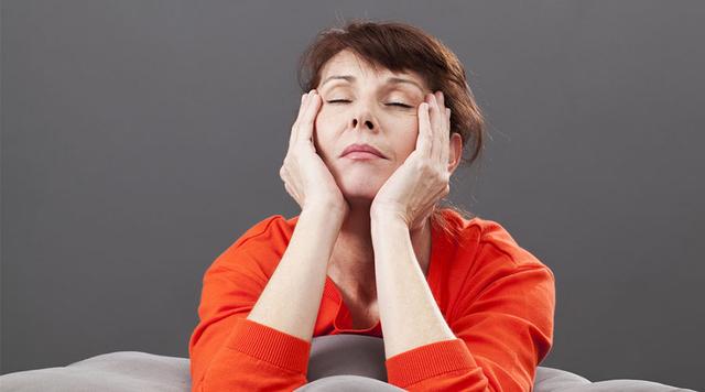 妇女45岁绝经算正常吗,女性45岁绝经算是正常吗