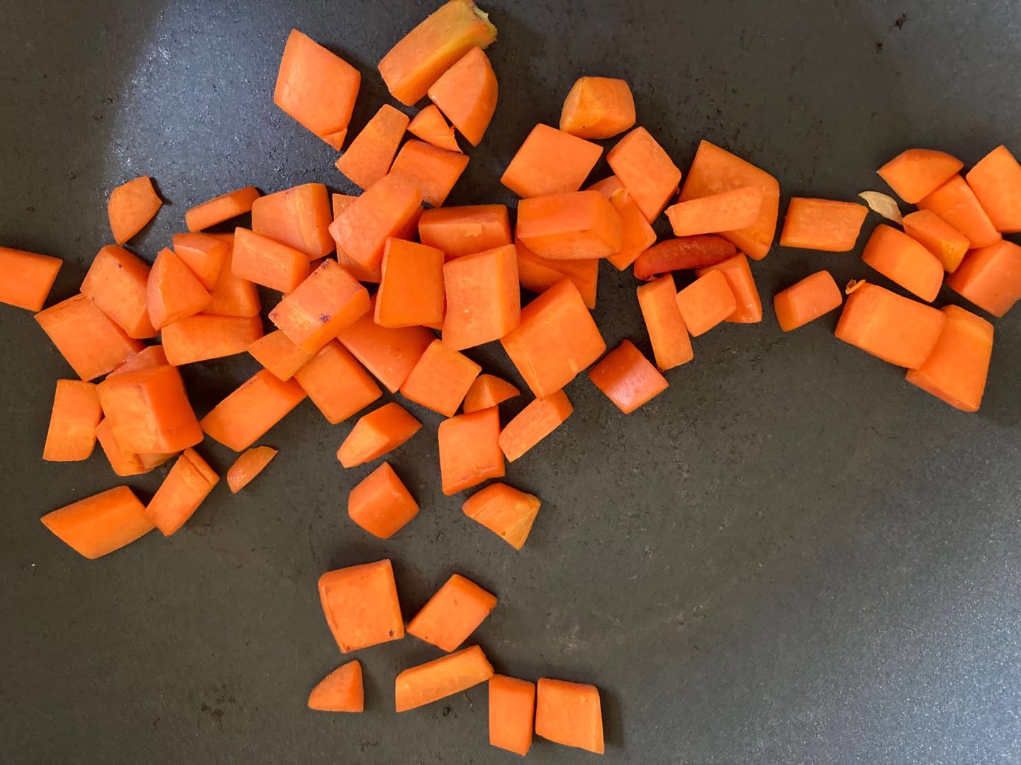 在家做了披萨一点不比外面买的差,怎么样一次就能学会做披萨