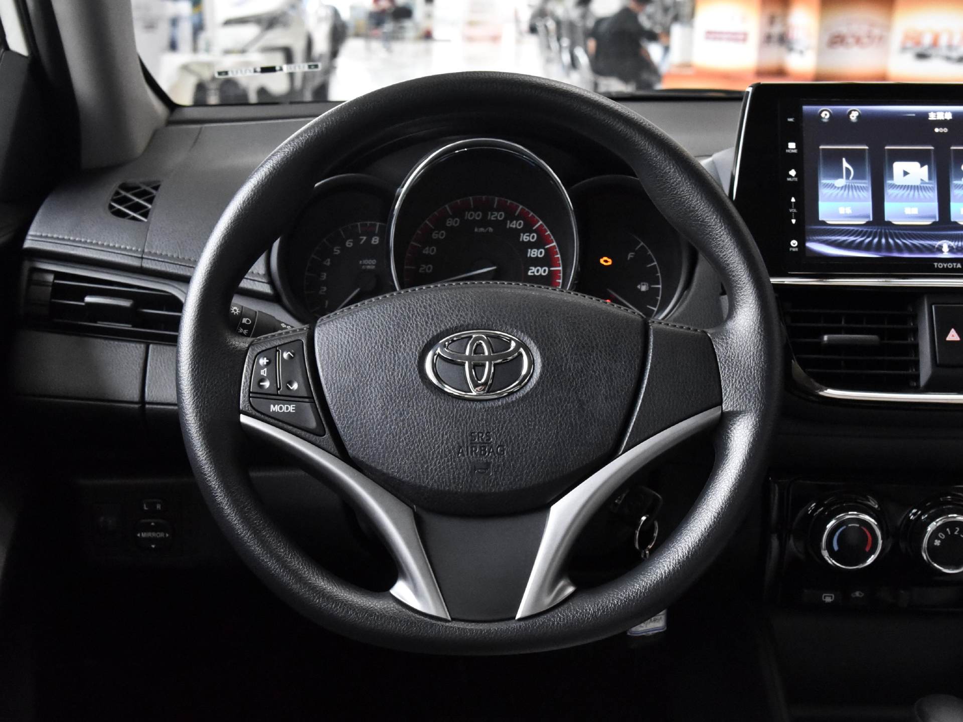 丰田威驰三厢车值得购买吗,丰田威驰新车4万三厢图片