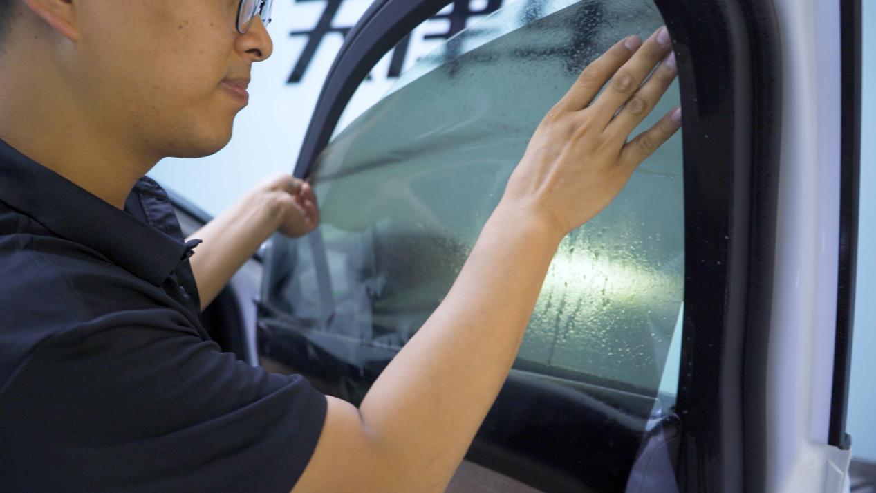 新车玻璃膜送的质量怎么样,车玻璃膜怎么分辨好坏