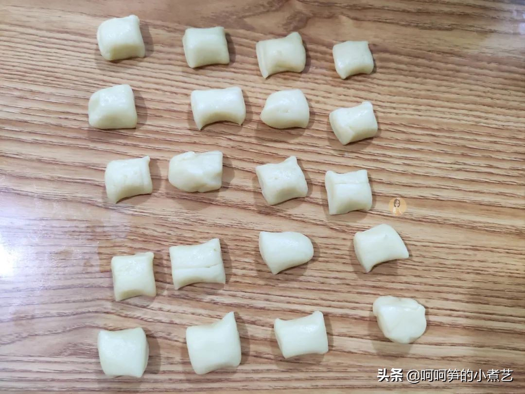 不用开酥的软皮绿豆饼,又酥又不油的绿豆饼