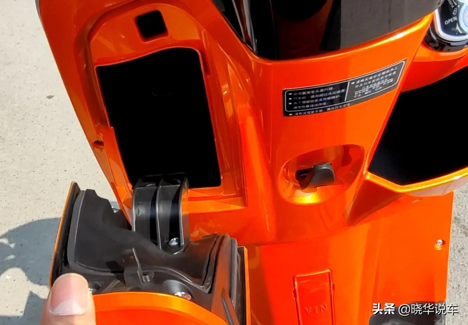 125踏板既有cbs有前后碟刹的车型,新款踏板125前后碟刹版