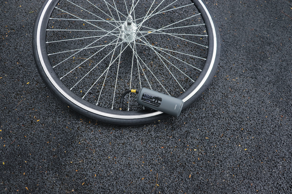 再也不怕车没气爆胎,好用的车胎充气泵