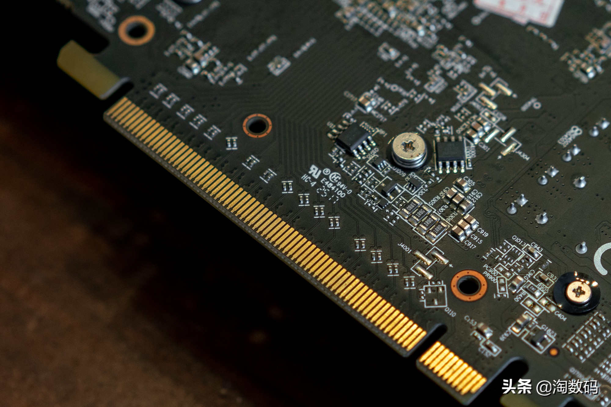 299的rx580,rx570显卡对比gtx1050