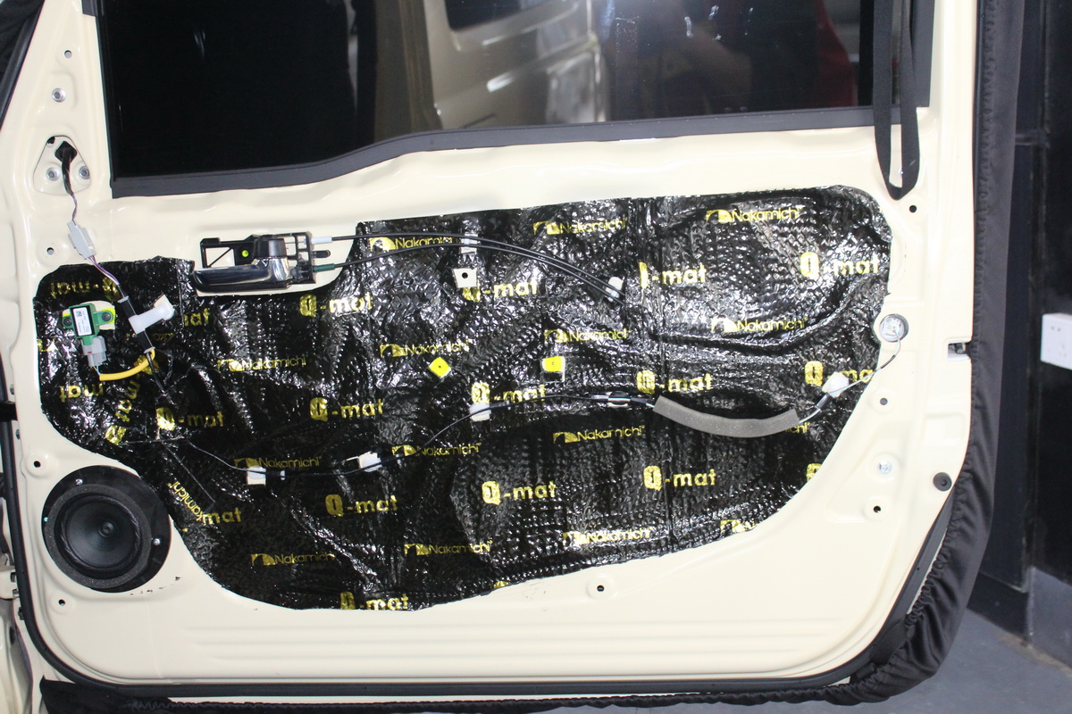 吉姆尼隔音,吉姆尼轮胎隔音