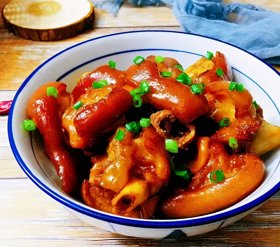 用最简单的食材烹饪最美味的菜肴,来看看这几道宴客必备的家常菜肴