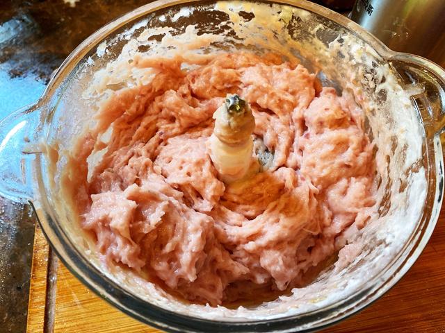 草鱼鱼丸的制作方法和配方大全,草鱼鱼丸的制作方法和比例配方