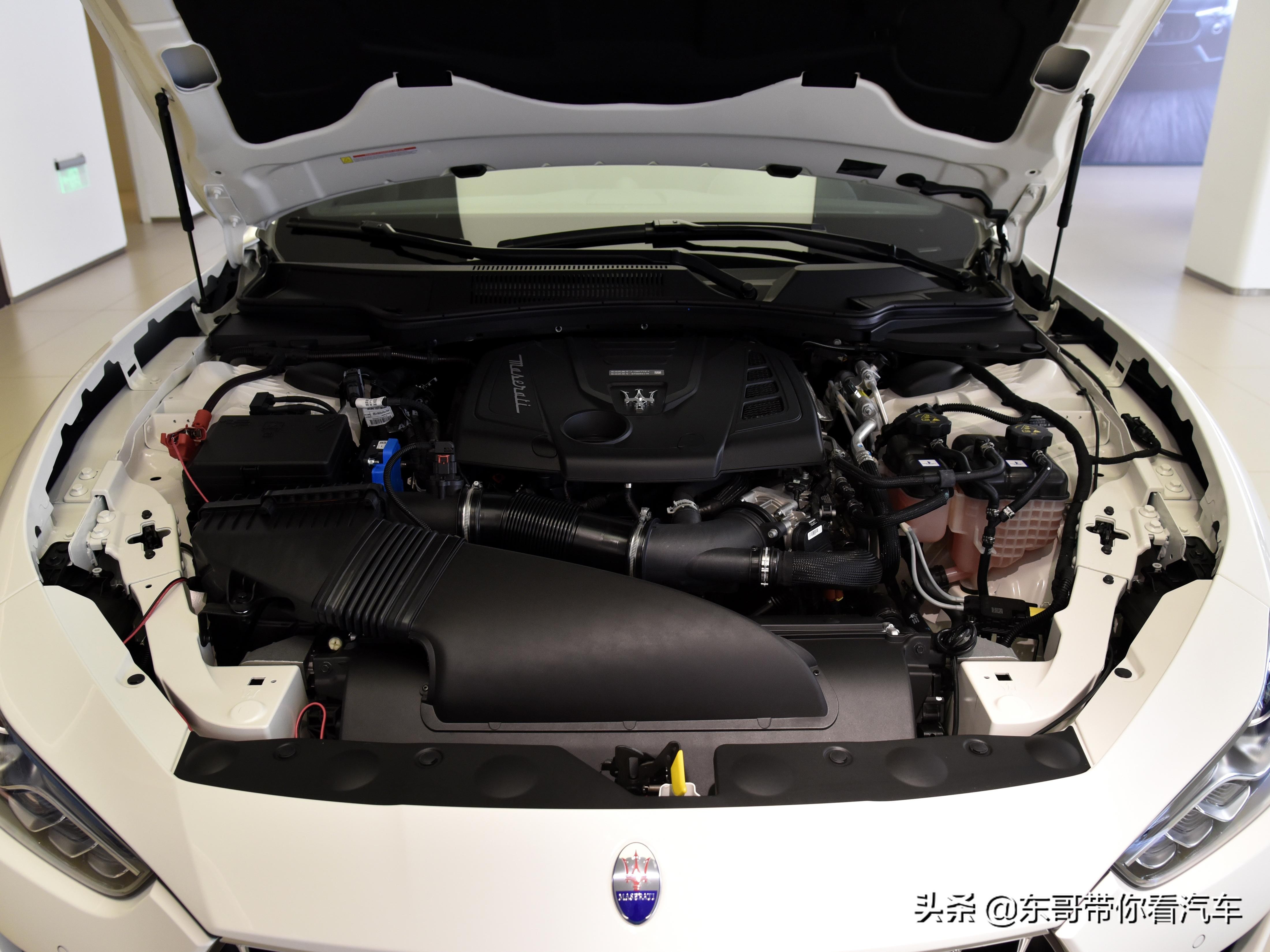 玛莎拉蒂新老总裁对比,总裁的玛莎拉蒂原版视频