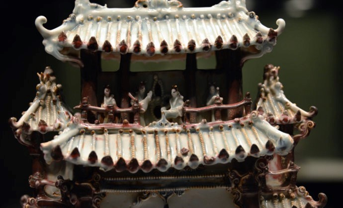 古墓挖出金银器,元代古墓出土文物