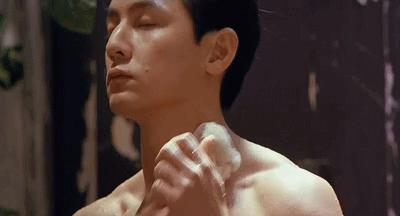 香奈儿邂逅柔情淡香水和迪奥花漾,迪奥旷野和香奈儿蔚蓝香水哪个好